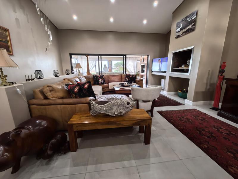 4 Bedroom Property for Sale in Tergniet Western Cape